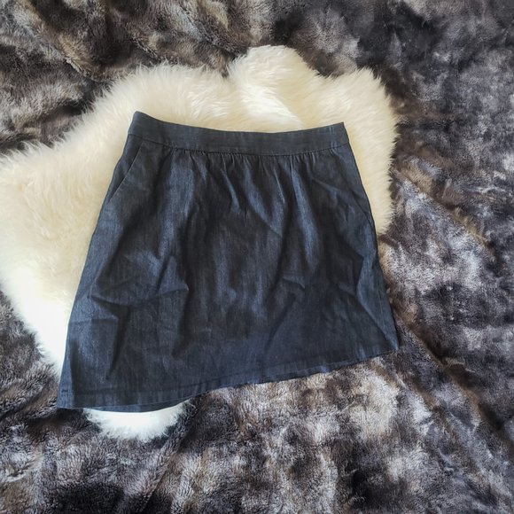 Fit and flair denim skirt with POCKETS! Sz 8 - Picture 6 of 10